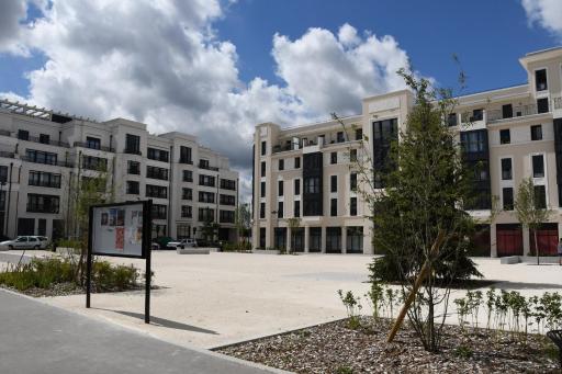 Appartment 2 beds 3 min walk to shopping and train stn - Housity