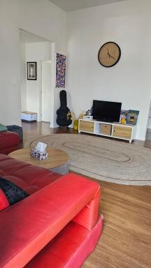 This fabulous, single-level 3 plus 1 small room with folding sofa home - Housity