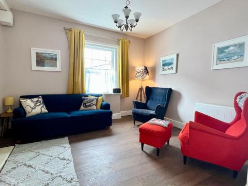 Beautifully decorated bright and cosy cottage - Housity