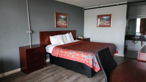 Starway Inn - Housity
