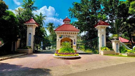 San Remigio Beach Club - Housity