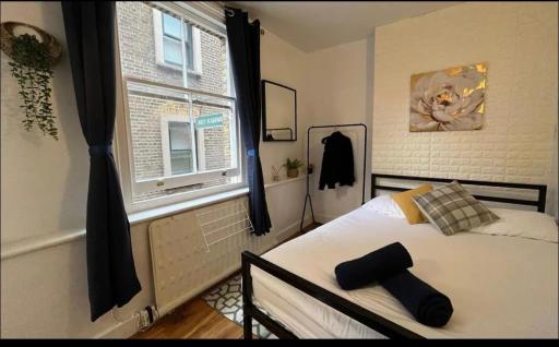 Room in Oxford Street - Housity