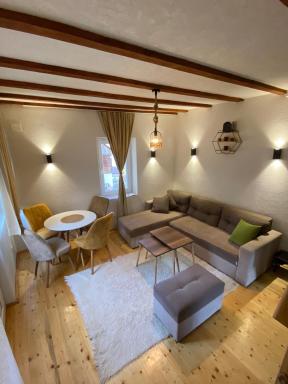DEA's Apartment - Housity