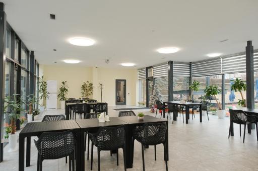 Saraishyq Hotel - Housity