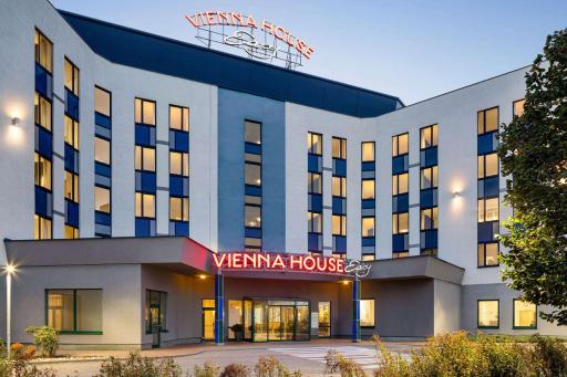 Vienna House Easy by Wyndham Bratislava - Housity