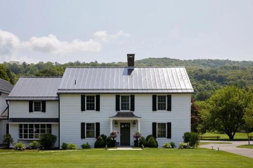 The Kent Collection - The Firefly Inn - Housity