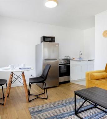 Beachfront Kettle Valley Beach Resort - Housity