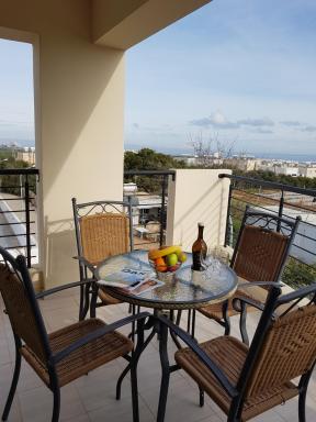 Holiday Apartment with Sea View (0002913) - Housity