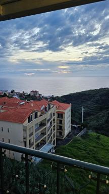 Sunset Star with Sea View - Housity