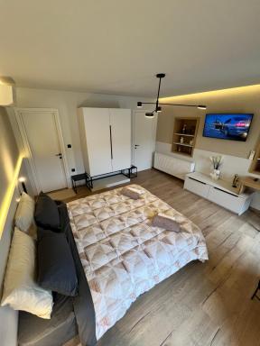 Suite Rooms - Fine Living - Housity