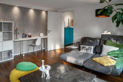 Sunshine River Flat - Housity