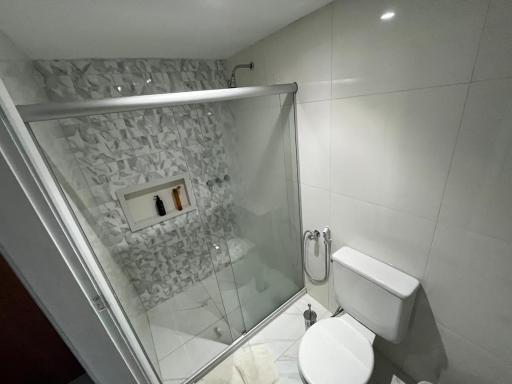 VICTÓRIA MARINA FLAT - vista avenida - Housity