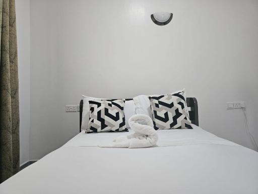 Prideinn 90210 Homestay shanzu - Housity