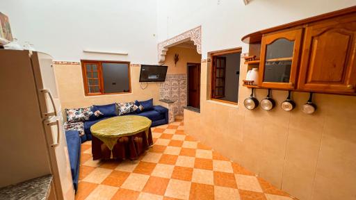 dar haut de gamme Et à un prix imaginaire Hostcom For families only - Housity