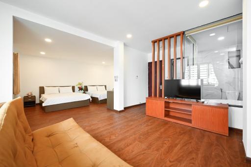 YoKo Airport Saigon Hotel - Housity