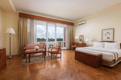 Inya Lake Hotel Yangon - Housity