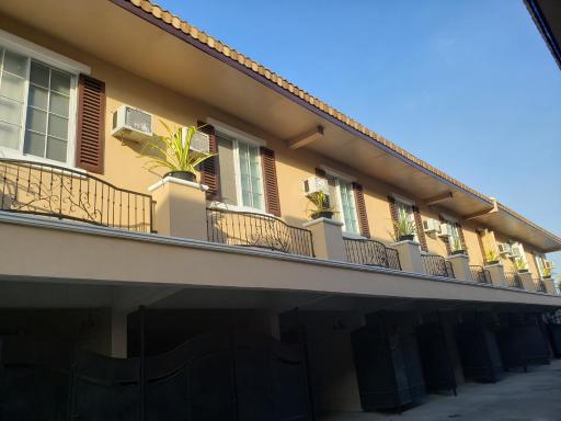 Le Verde Lodge - Housity
