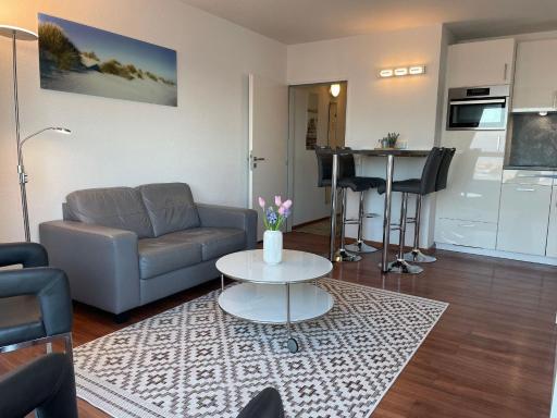 Frische-Brise-05-06 - Housity
