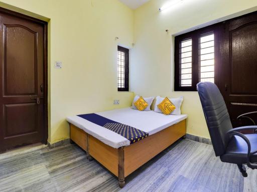 SPOT ON Doon Stay Guest House - Housity