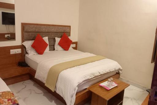 Hotel New Lake View - Housity