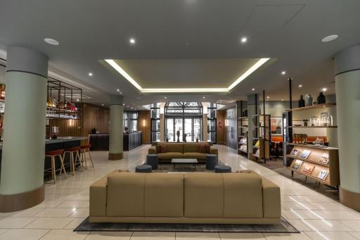 Adina Apartment Hotel Budapest - Housity