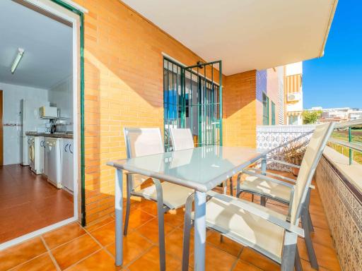 A un minuto de la palaya con parking y terraza - Housity
