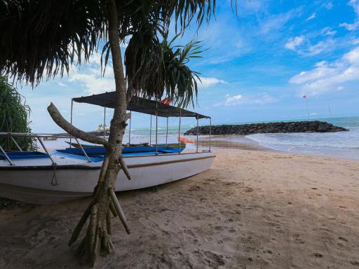 Sea View Villa - Housity