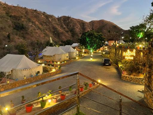 Jungle Journey- A Lake Resort - Housity