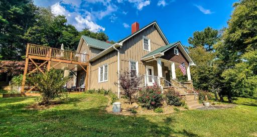 Walnut Hill Estate - Housity