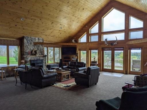 First Settlers Lodge - Housity