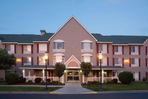 Country Inn & Suites by Radisson, Greeley, CO - Housity