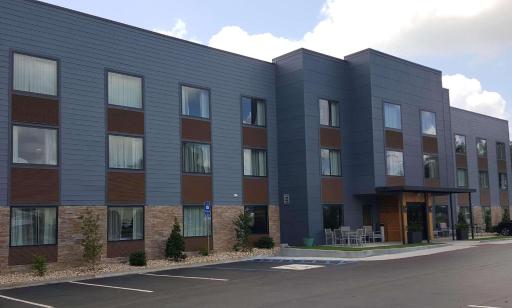 Country Inn & Suites by Radisson, Savannah Midtown, GA - Housity