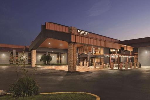 Country Inn & Suites by Radisson, Indianapolis East, IN - Housity