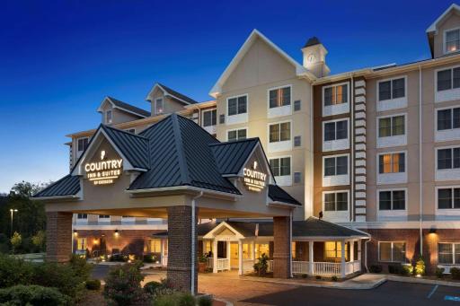 Country Inn & Suites by Radisson, State College Penn State Area , PA - Housity