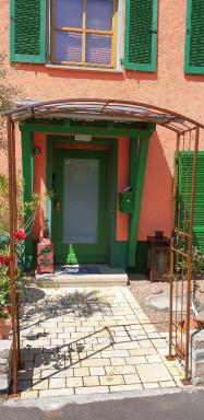Evis Cottage - Housity