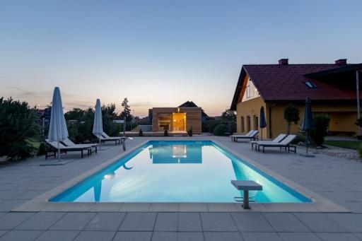 Vila Izabela - Housity