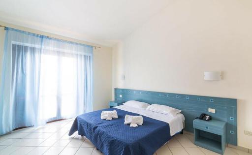 HOTIDAY Resort San Nicola - Housity