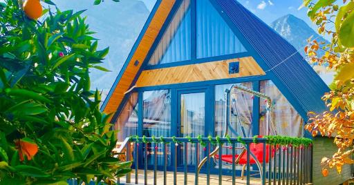 Garden Bungalow - Housity