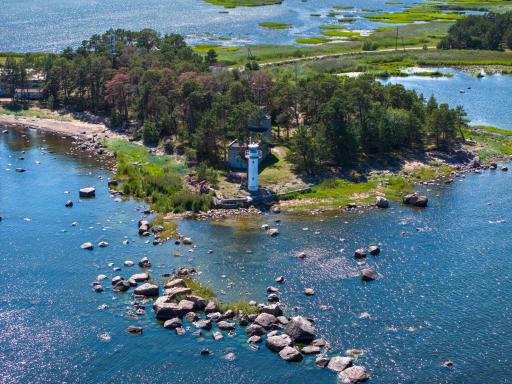 Vergi Sadam & Restoran Wirkes' - Housity