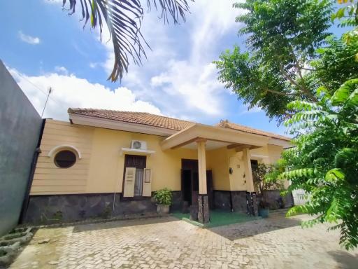 Guest House Djatis Purwo Wasito - Housity