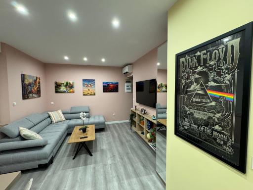 Duplex 70m2 - Parking privé - Reims Arena - Lycée Roosevelt - Housity