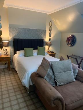 The Powfoot Hotel, Annan - Housity
