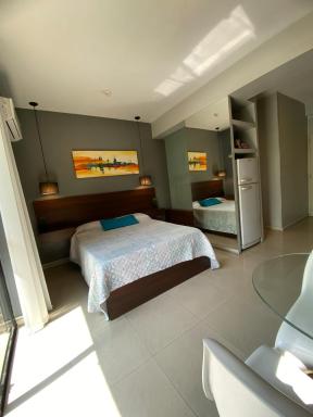 Shallor Cryss - Housity