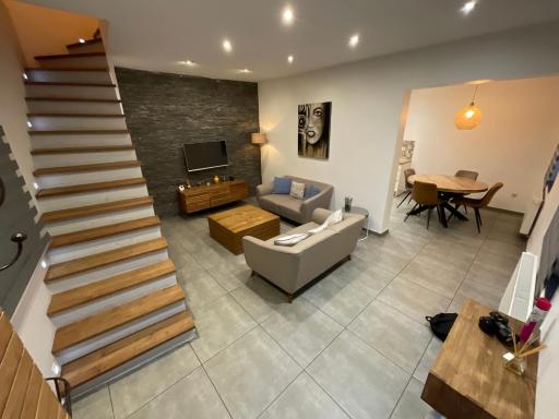 Maison 3 chambres proximité aéroport et grand axes - Housity