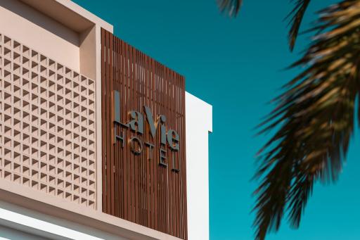 La Vie Hotel Juru - Housity