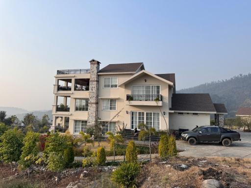RR Cottages, Luxury Stay in the Hills - Housity