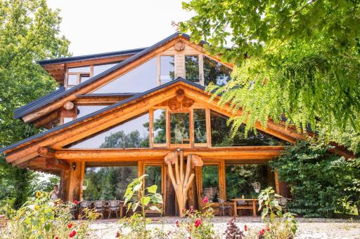Guest House Mala Prica - Housity