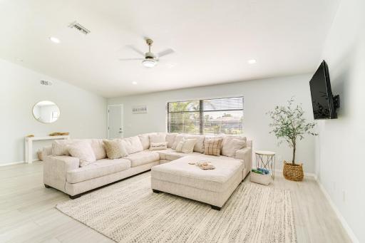 Sleek Cape Coral Vacation Rental with Private Pool! - Housity