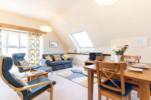 3 The Old School House - Housity