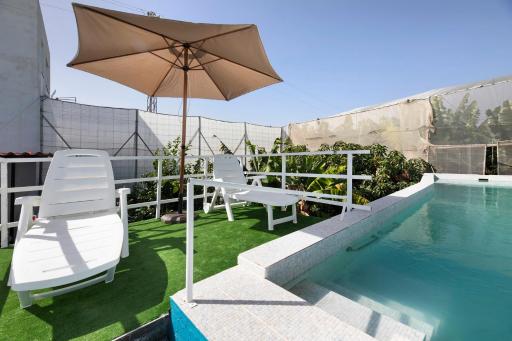 Las Cerezas - Housity